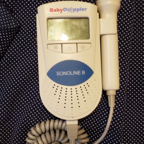 Maternity clothes and fetal dopler - Picture 1 of 10